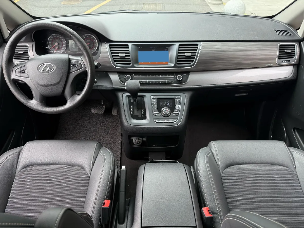 2016 MAXUS G10 2.0T 224HP L4 6AT,autocango,china used car exporter,china ev exporter,chinese used car exporter,chinese used ev exporter