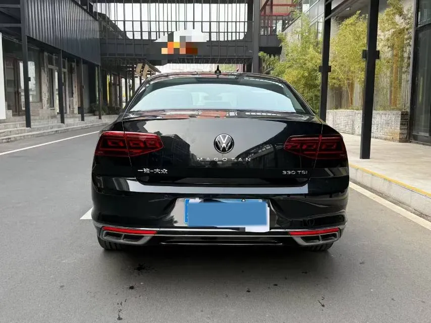 2023 Volkswagen Magotan 2.0T 186HP L4 7DCT,autocango,china used car exporter,china ev exporter,chinese used car exporter,chinese used ev exporter