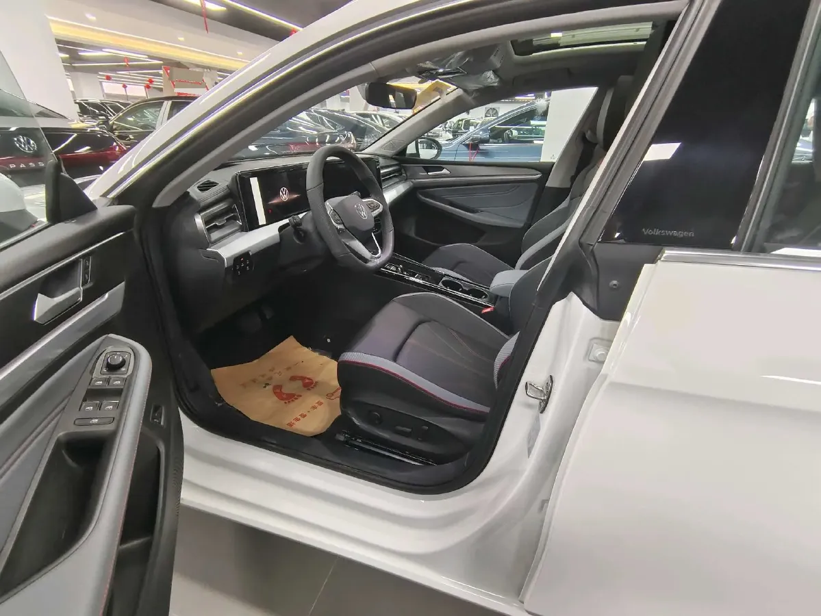 2025 Volkswagen Lamando 1.4T 150HP L4 7DCT,autocango,china used car exporter,china ev exporter,chinese used car exporter,chinese used ev exporter