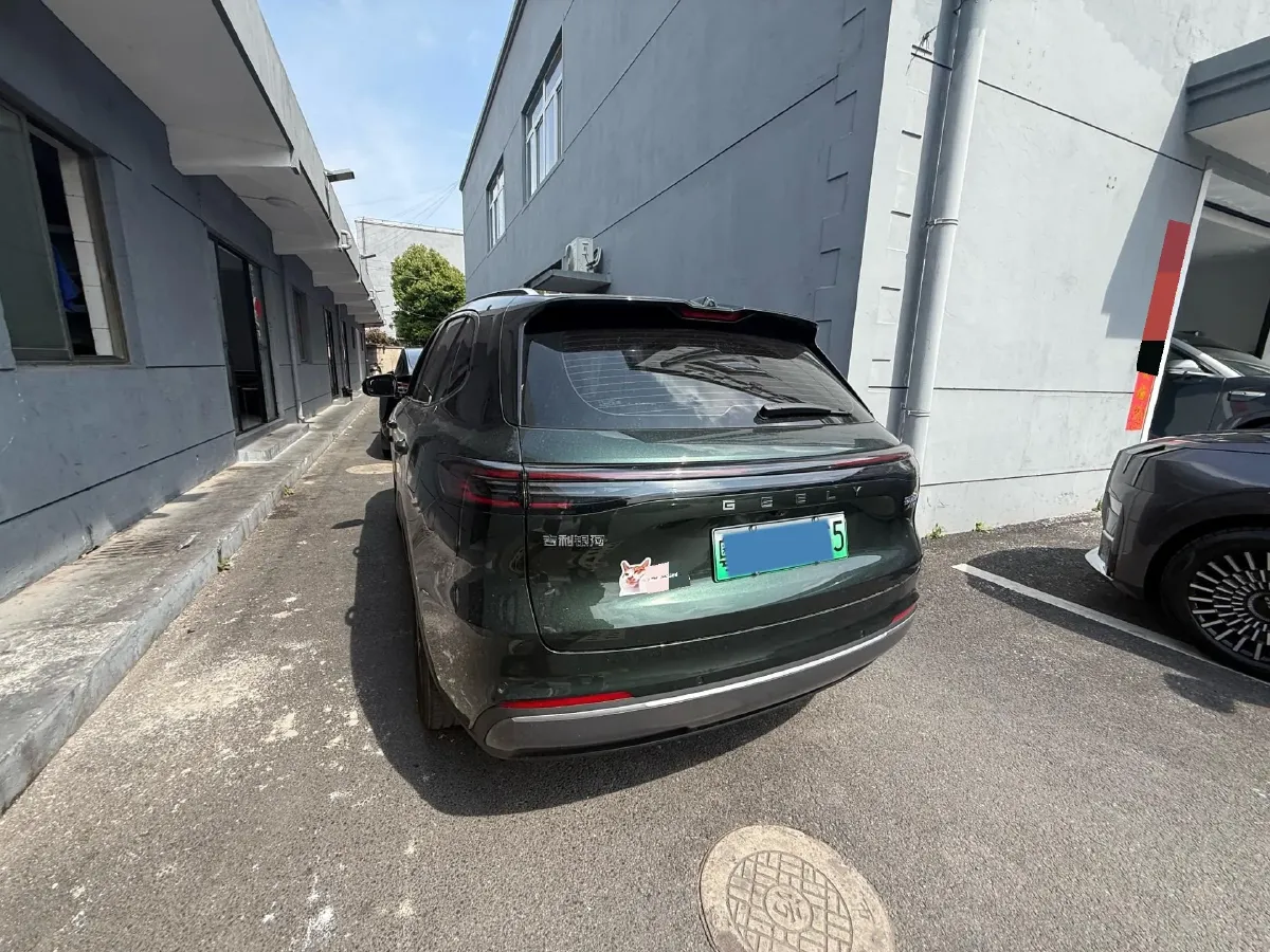 2026 Geely Galaxy Starship 7 1.5L 112HP L4 1DHT PHEV,autocango,china used car exporter,china ev exporter,chinese used car exporter,chinese used ev exporter