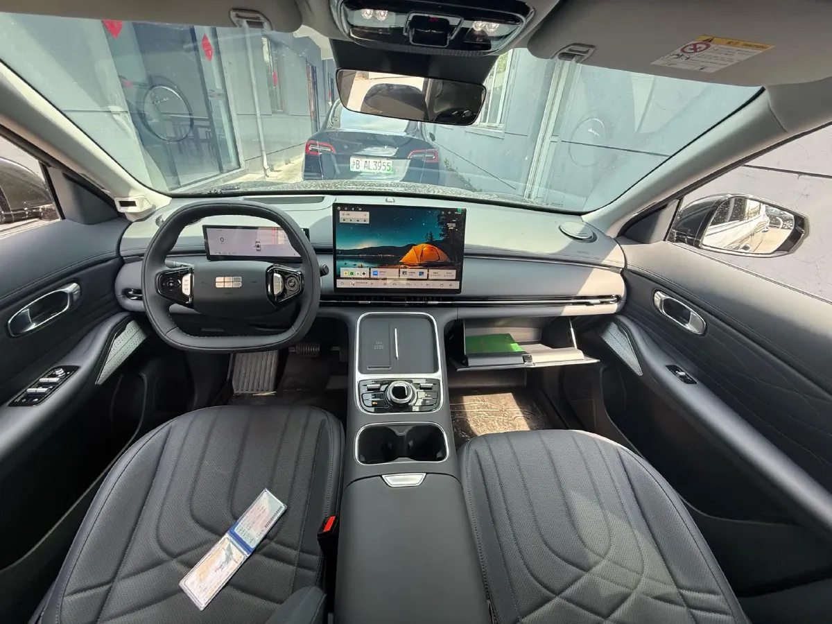 2026 Geely Galaxy Starship 7 1.5L 112HP L4 1DHT PHEV,autocango,china used car exporter,china ev exporter,chinese used car exporter,chinese used ev exporter