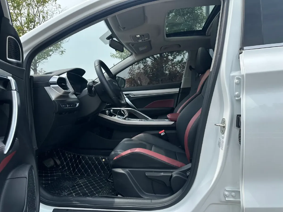 2020 Geely Coolray 1.4T 141HP L4 6DCT,autocango,china used car exporter,china ev exporter,chinese used car exporter,chinese used ev exporter