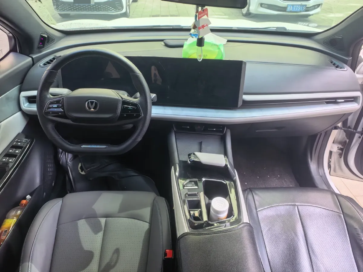 2023 ChangAn UNI-T 1.5T 188HP L4 7DCT,autocango,china used car exporter,china ev exporter,chinese used car exporter,chinese used ev exporter