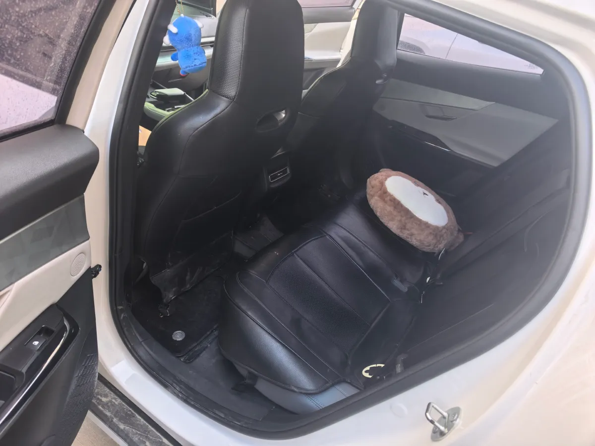 2023 ChangAn UNI-T 1.5T 188HP L4 7DCT,autocango,china used car exporter,china ev exporter,chinese used car exporter,chinese used ev exporter