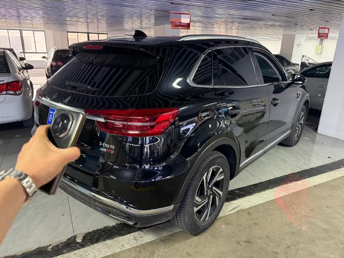 2022 HongQi HS5 2.0T 224HP L4 6AT,autocango,china used car exporter,china ev exporter,chinese used car exporter,chinese used ev exporter