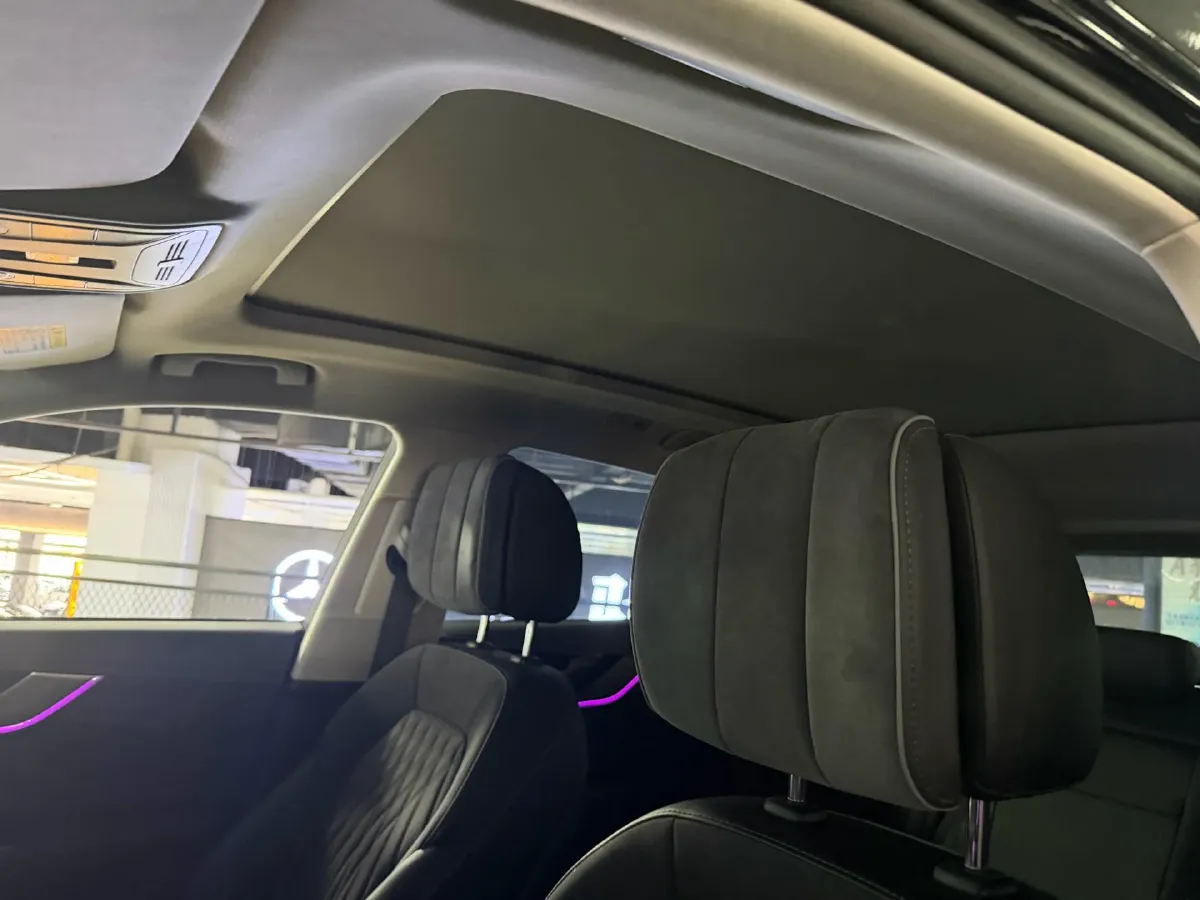 2022 HongQi HS5 2.0T 224HP L4 6AT,autocango,china used car exporter,china ev exporter,chinese used car exporter,chinese used ev exporter