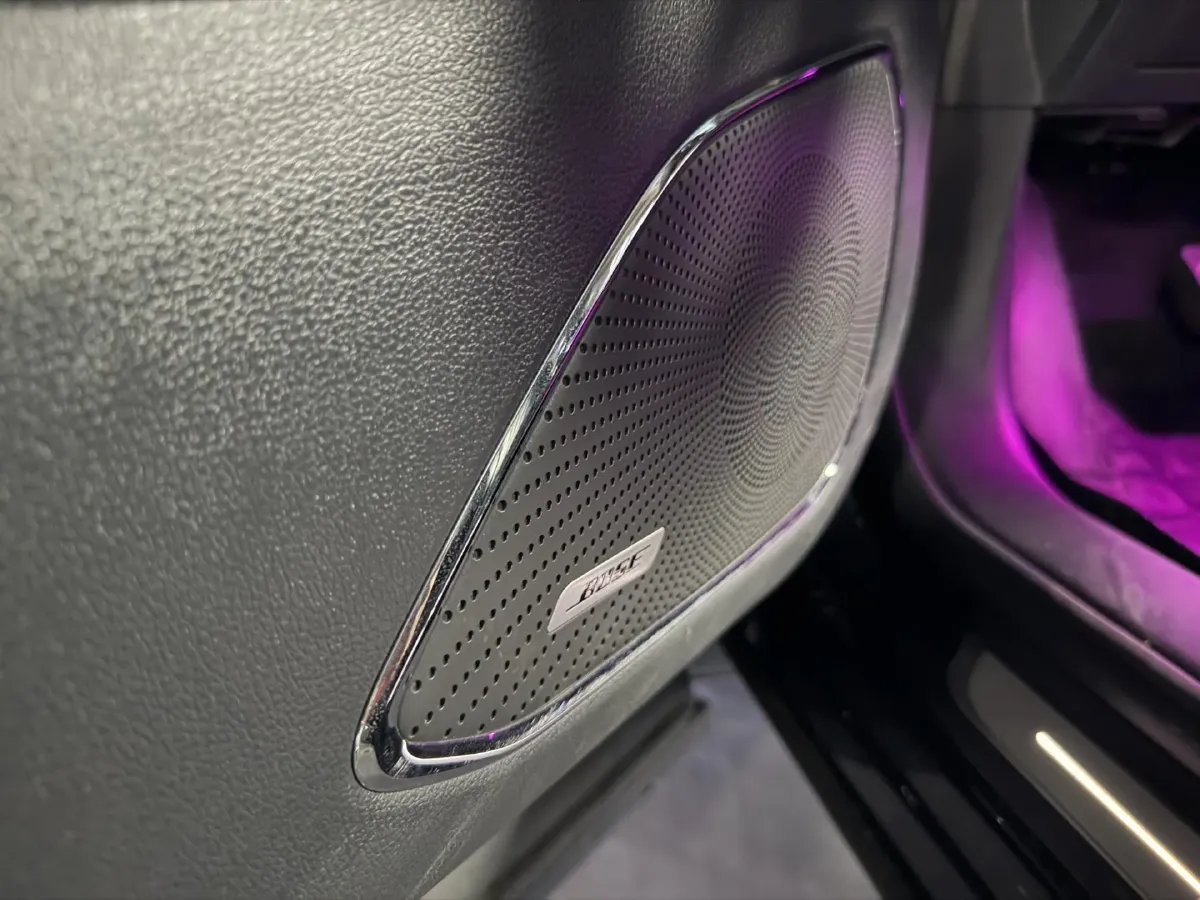 2022 HongQi HS5 2.0T 224HP L4 6AT,autocango,china used car exporter,china ev exporter,chinese used car exporter,chinese used ev exporter