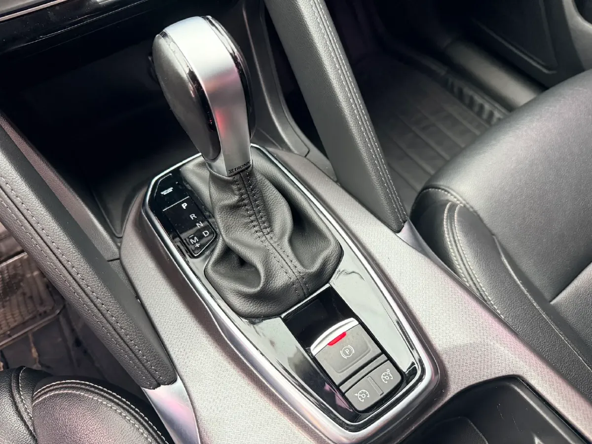 2018 Renault Koleos 2.0L 150HP L4 CVT,autocango,china used car exporter,china ev exporter,chinese used car exporter,chinese used ev exporter