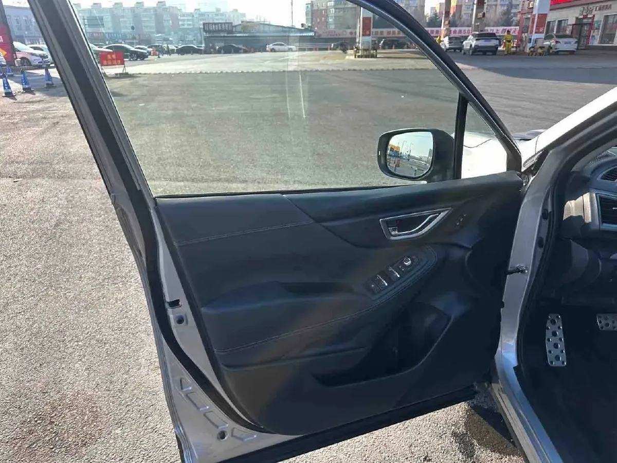 2021 Subaru Forester 2.0L 154HP H4 CVT,autocango,china used car exporter,china ev exporter,chinese used car exporter,chinese used ev exporter