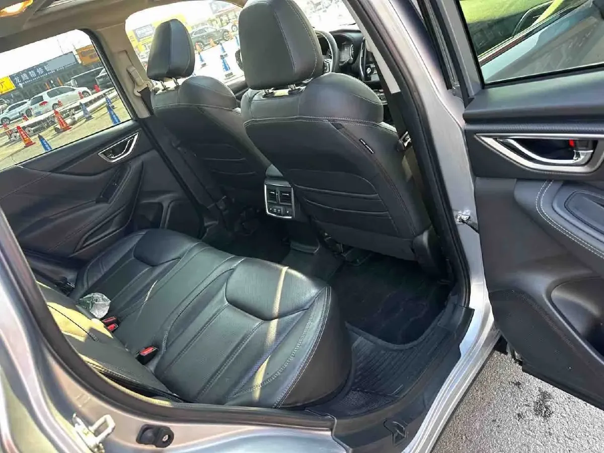 2021 Subaru Forester 2.0L 154HP H4 CVT,autocango,china used car exporter,china ev exporter,chinese used car exporter,chinese used ev exporter