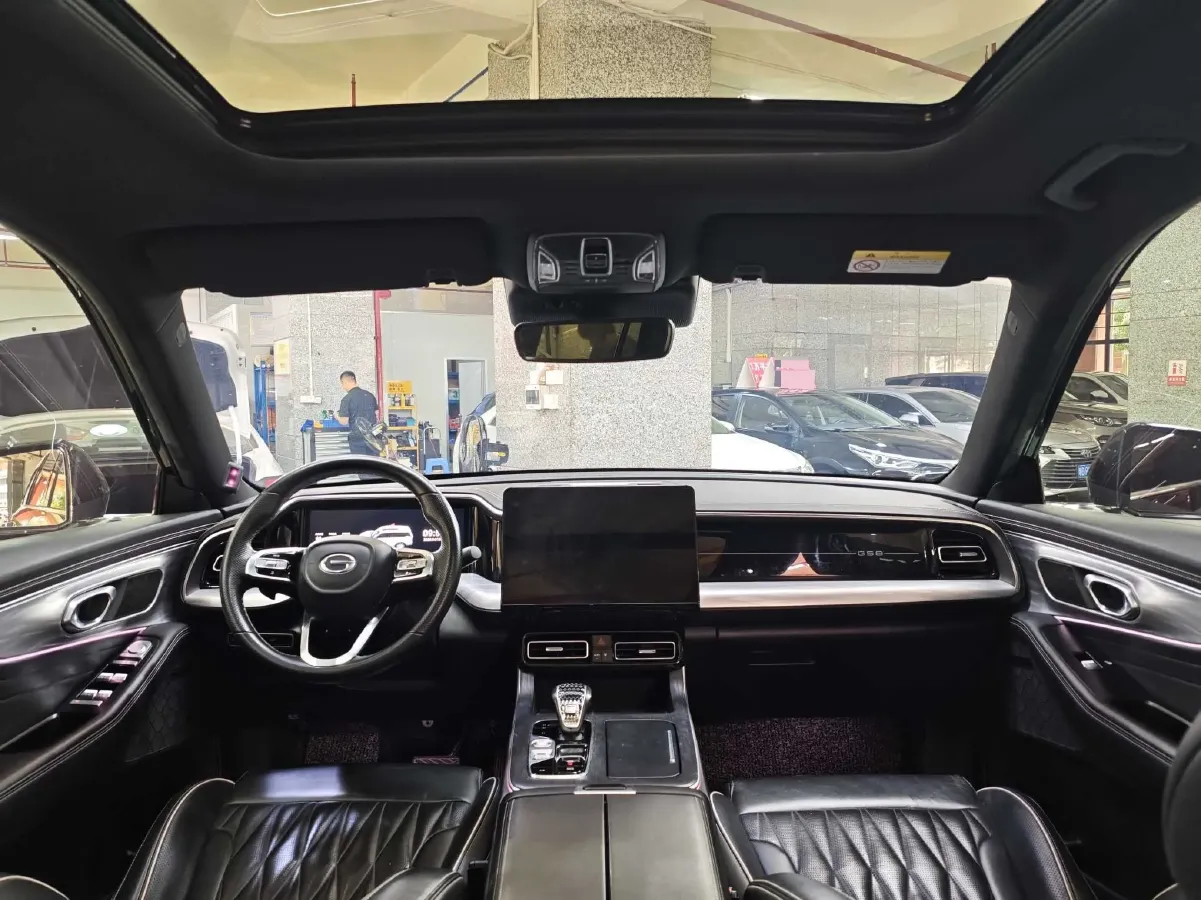 2022 GAC Trumpchi GS8 2.0T 252HP L4 8AT,autocango,china used car exporter,china ev exporter,chinese used car exporter,chinese used ev exporter