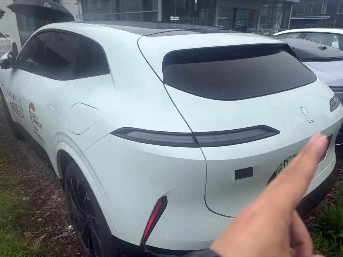 2024 Avatr 07 BEV 82.16KWH,autocango,china used car exporter,china ev exporter,chinese used car exporter,chinese used ev exporter