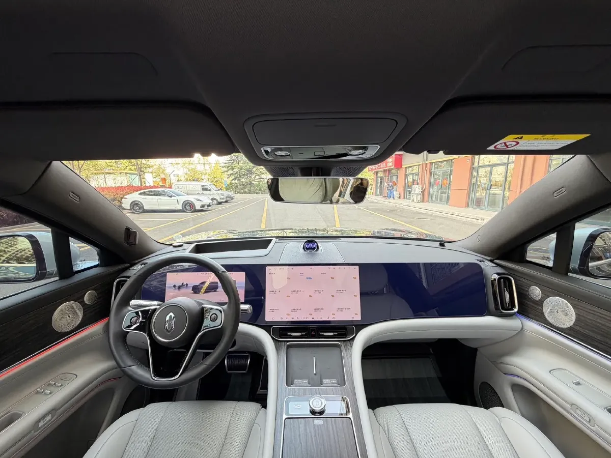 2024 AITO AITO M9 1.5T 152HP L4 REEV 42KWH,autocango,china used car exporter,china ev exporter,chinese used car exporter,chinese used ev exporter