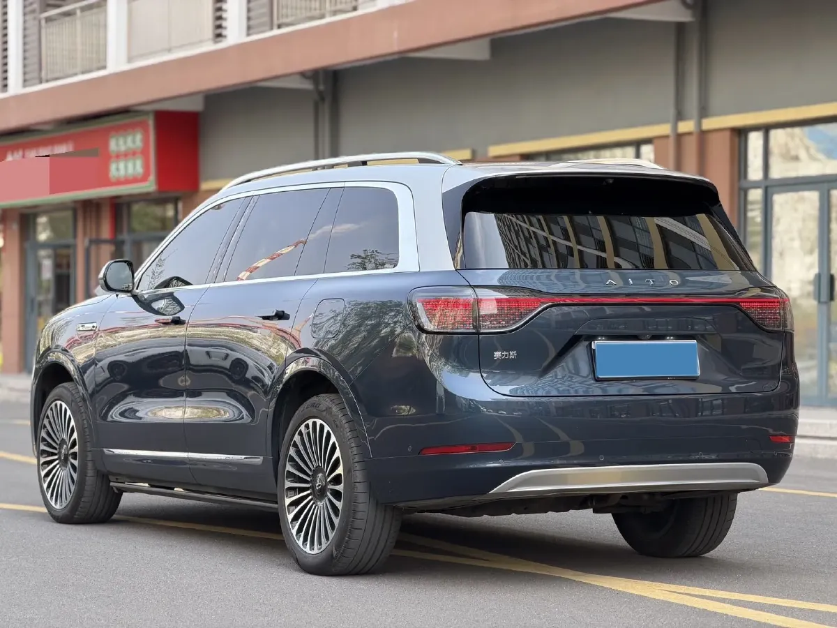 2024 AITO AITO M9 1.5T 152HP L4 REEV 42KWH,autocango,china used car exporter,china ev exporter,chinese used car exporter,chinese used ev exporter