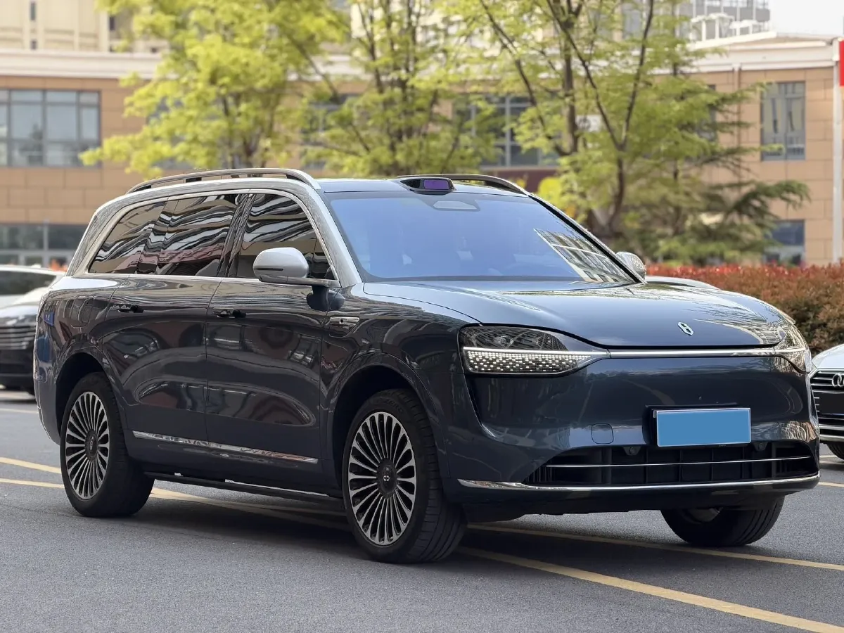 2024 AITO AITO M9 1.5T 152HP L4 REEV 42KWH,autocango,china used car exporter,china ev exporter,chinese used car exporter,chinese used ev exporter