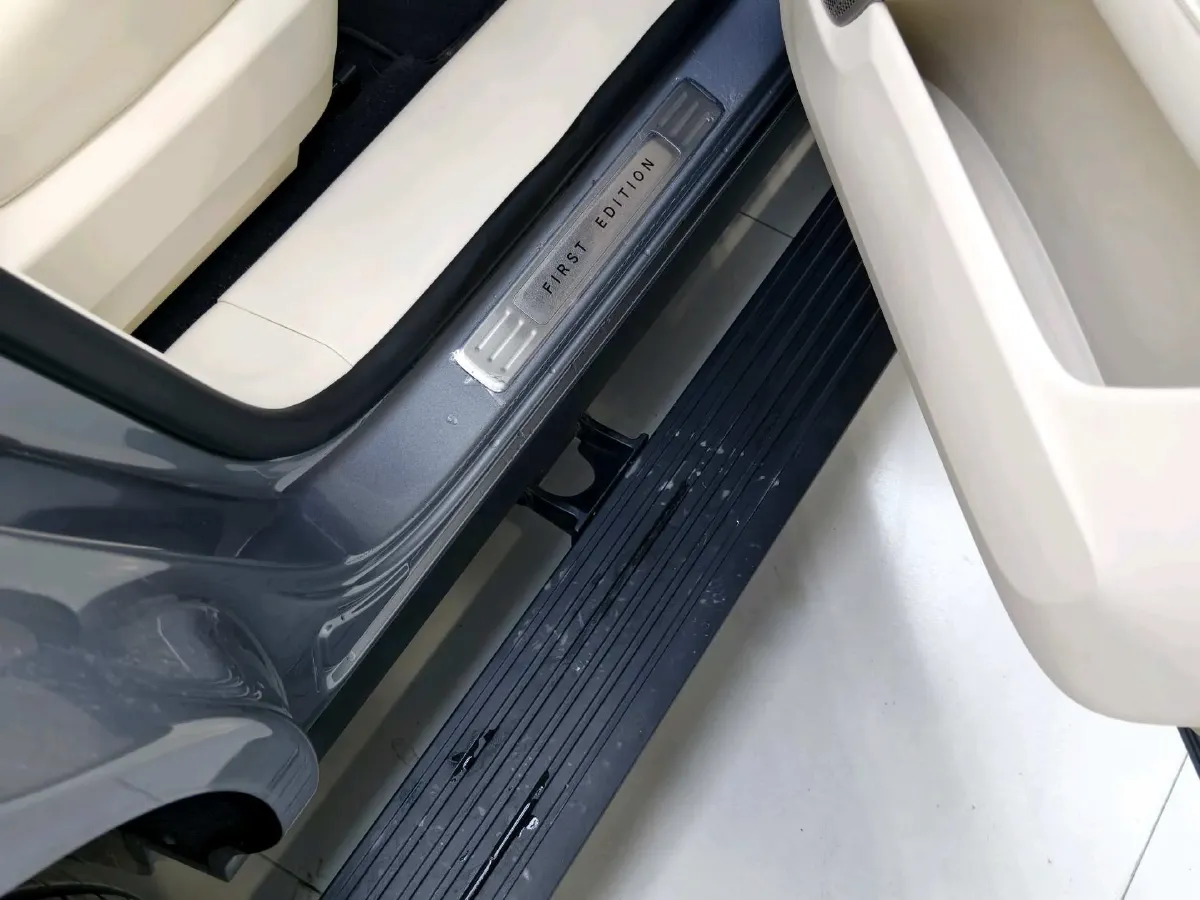 2025 ONVO L90 BEV,autocango,china used car exporter,china ev exporter,chinese used car exporter,chinese used ev exporter