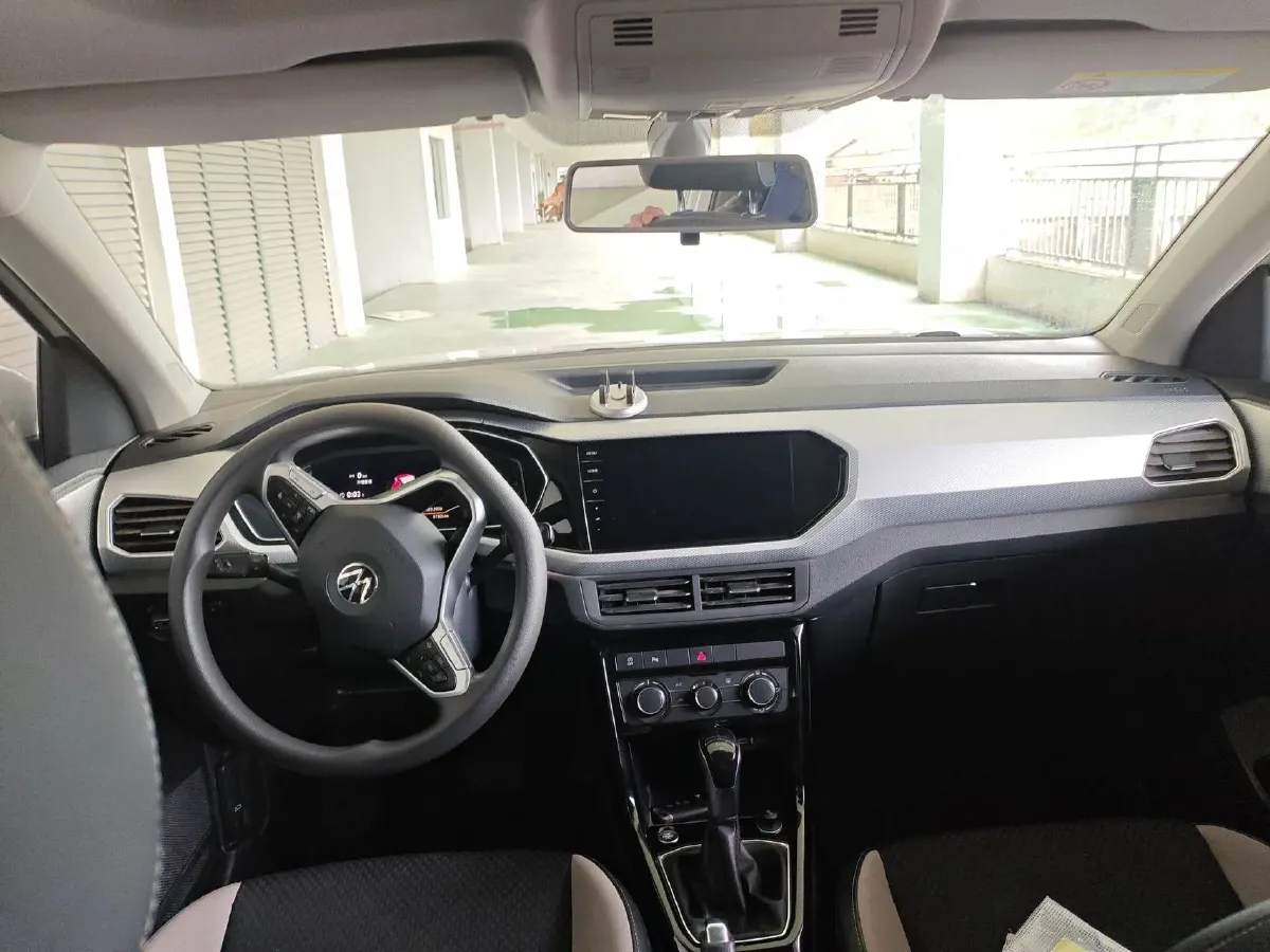 2021 Volkswagen Tacqua 1.2T 116HP L4 7DCT,autocango,china used car exporter,china ev exporter,chinese used car exporter,chinese used ev exporter