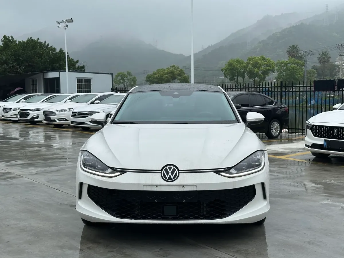 2023 Volkswagen Lamando 1.4T 150HP L4 7DCT,autocango,china used car exporter,china ev exporter,chinese used car exporter,chinese used ev exporter