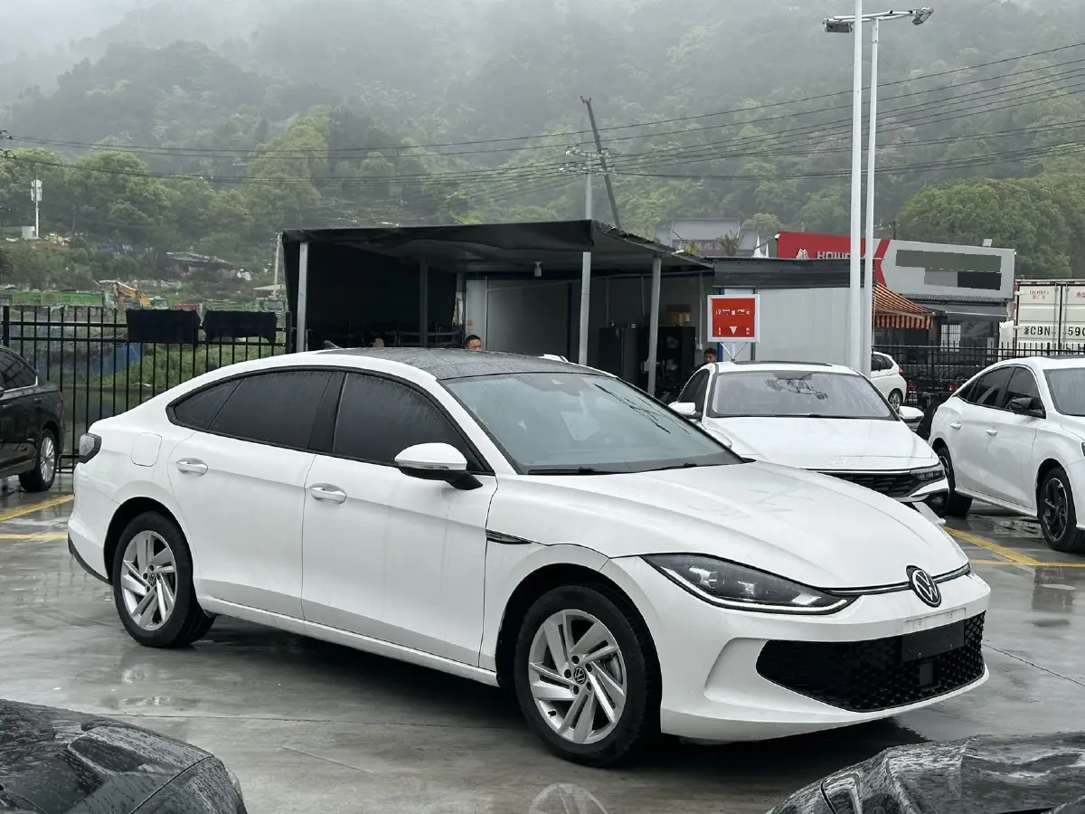 2023 Volkswagen Lamando 1.4T 150HP L4 7DCT,autocango,china used car exporter,china ev exporter,chinese used car exporter,chinese used ev exporter