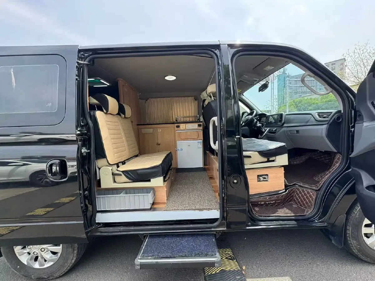 2021 MAXUS XinTu V80 2.0T 139HP L4 6AMT,autocango,china used car exporter,china ev exporter,chinese used car exporter,chinese used ev exporter