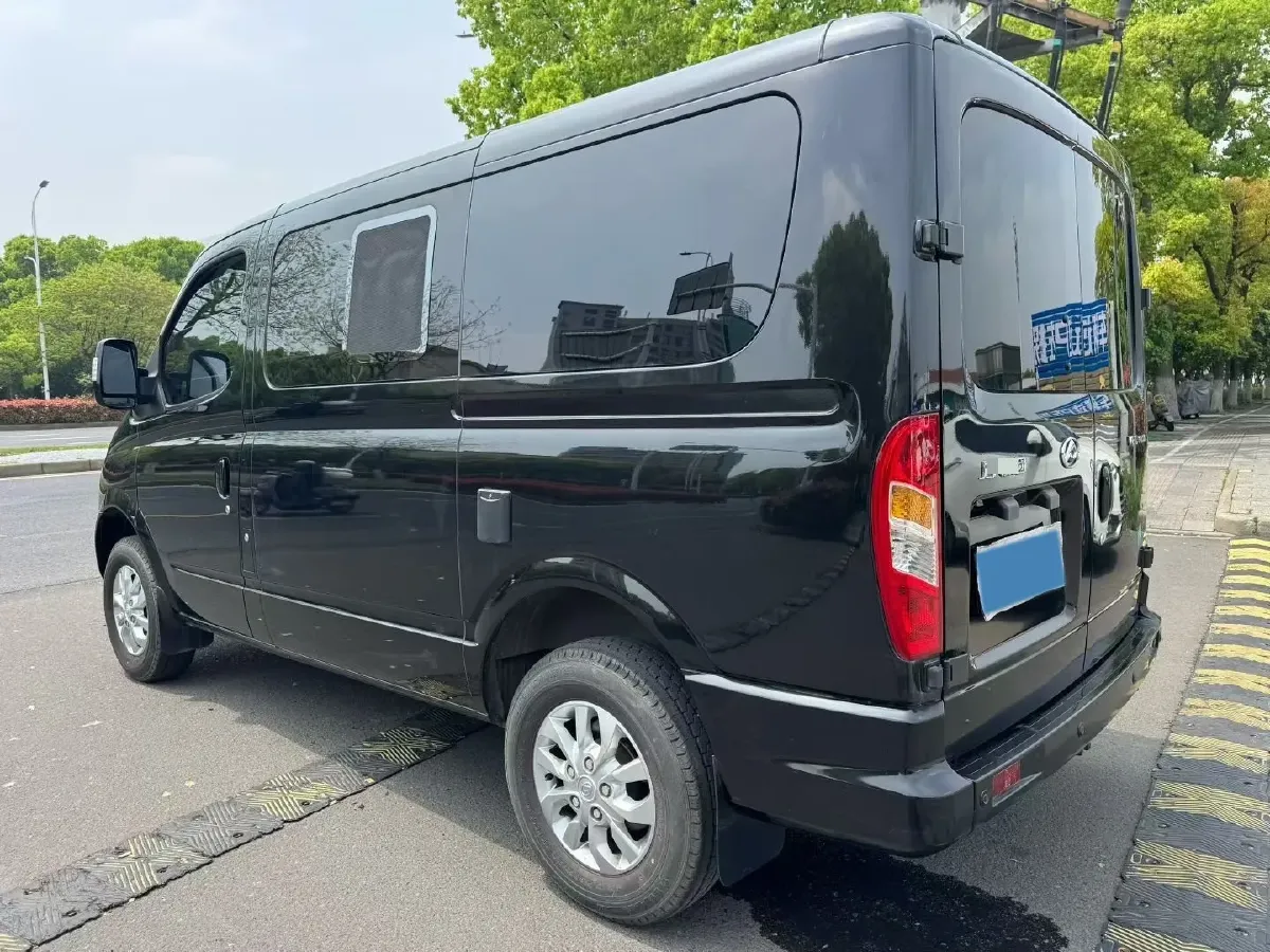 2021 MAXUS XinTu V80 2.0T 139HP L4 6AMT,autocango,china used car exporter,china ev exporter,chinese used car exporter,chinese used ev exporter