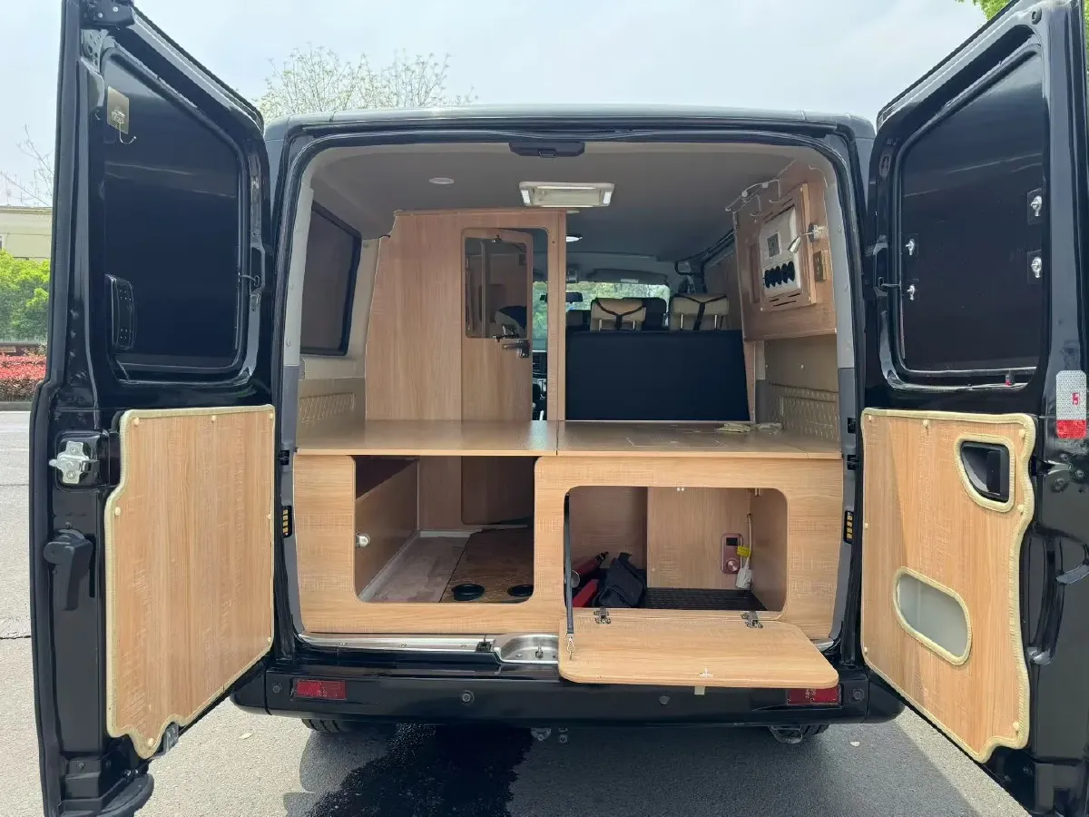 2021 MAXUS XinTu V80 2.0T 139HP L4 6AMT,autocango,china used car exporter,china ev exporter,chinese used car exporter,chinese used ev exporter