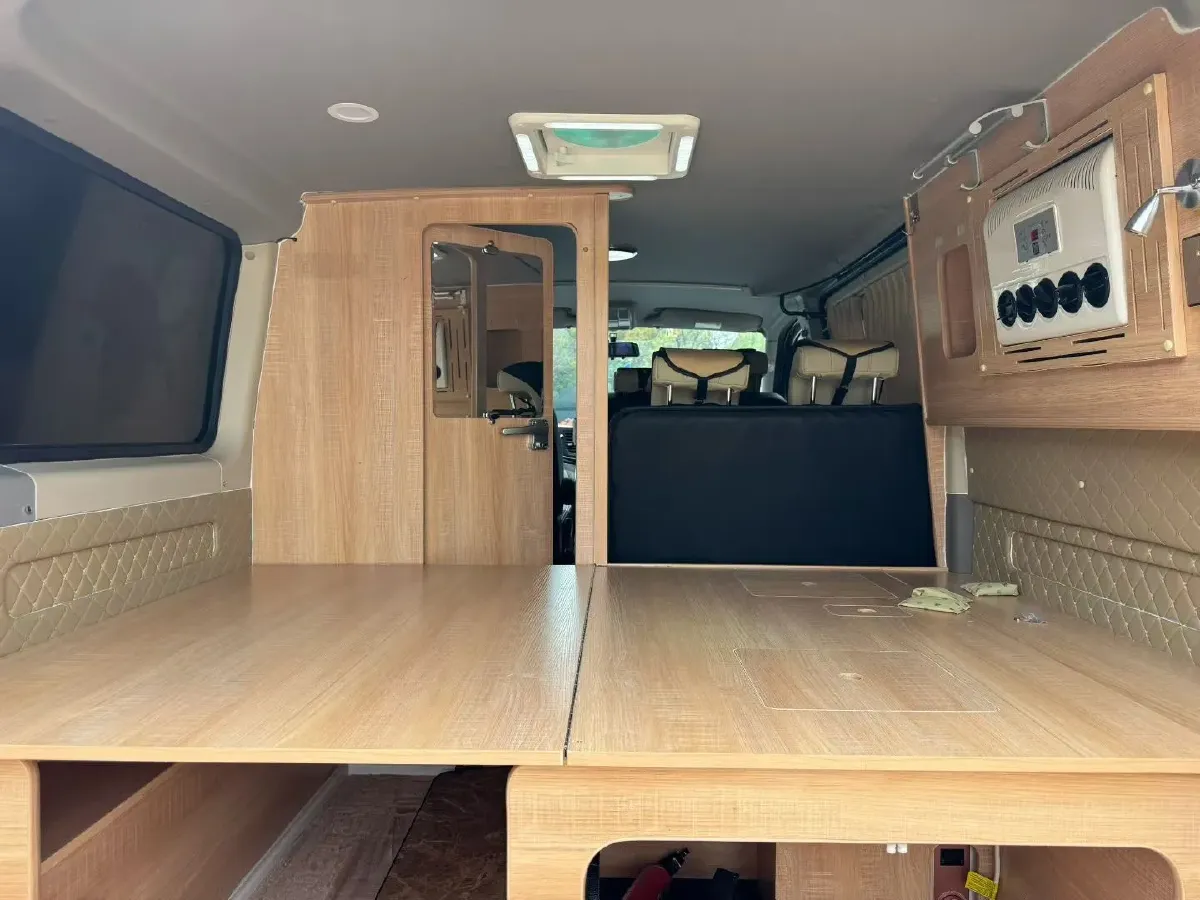 2021 MAXUS XinTu V80 2.0T 139HP L4 6AMT,autocango,china used car exporter,china ev exporter,chinese used car exporter,chinese used ev exporter