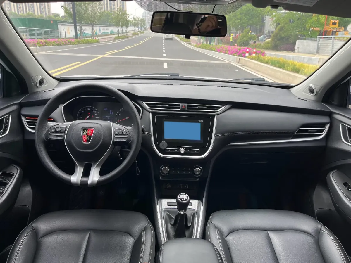 2018 Roewe RX5 1.5T 169HP L4 6MT,autocango,china used car exporter,china ev exporter,chinese used car exporter,chinese used ev exporter