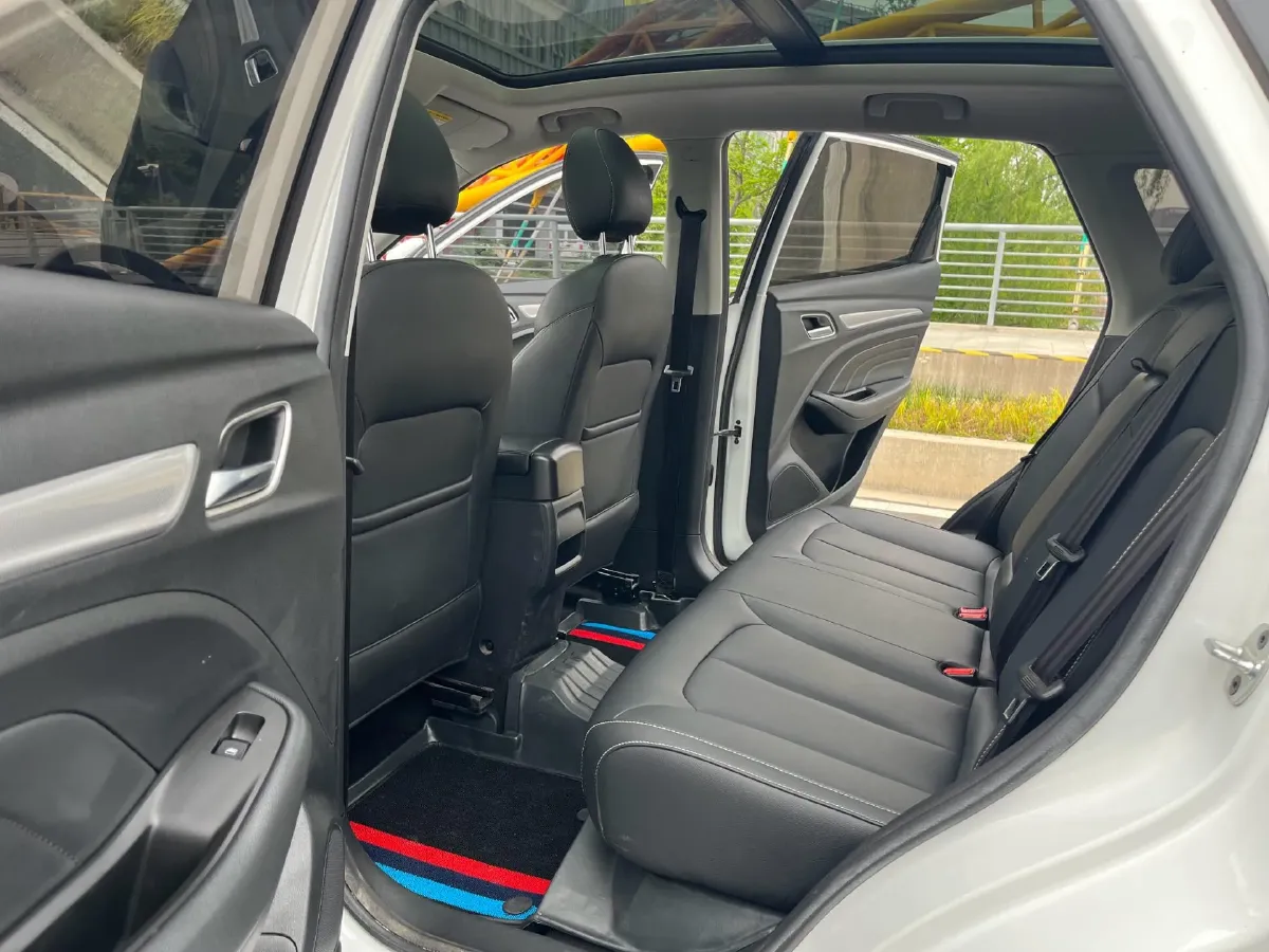 2018 Roewe RX5 1.5T 169HP L4 6MT,autocango,china used car exporter,china ev exporter,chinese used car exporter,chinese used ev exporter