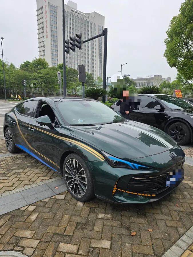 2023 MG 7 2.0T 261HP L4 9AT,autocango,china used car exporter,china ev exporter,chinese used car exporter,chinese used ev exporter