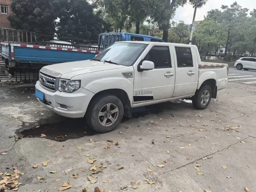 2017 Foday Lion F16 2.4L 136HP L4 5MT,autocango,china used car exporter,china ev exporter,chinese used car exporter,chinese used ev exporter