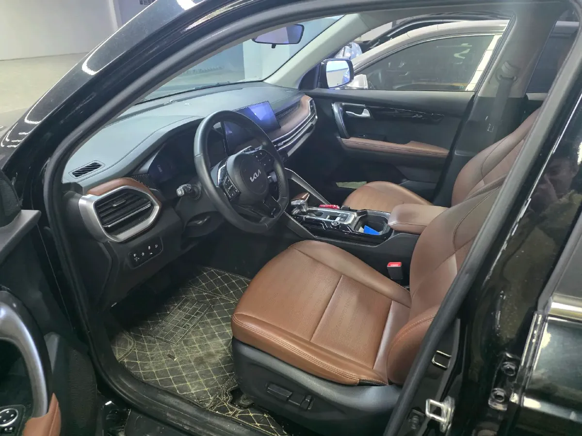 2021 Kia Sportage R 2.0L 161HP L4 6AT,autocango,china used car exporter,china ev exporter,chinese used car exporter,chinese used ev exporter