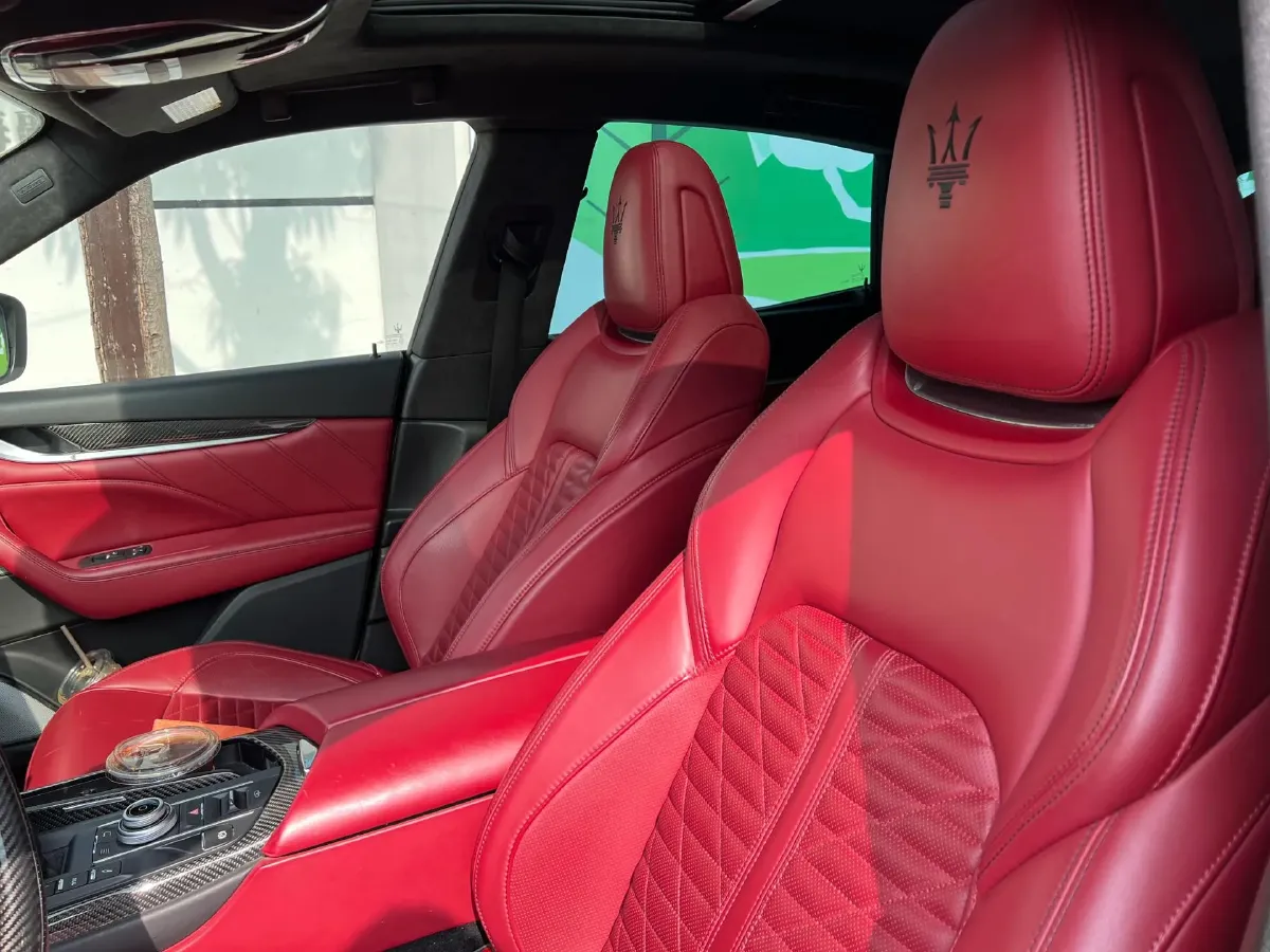 2019 Maserati Levante 3.8T 550HP V8 8AT,autocango,china used car exporter,china ev exporter,chinese used car exporter,chinese used ev exporter