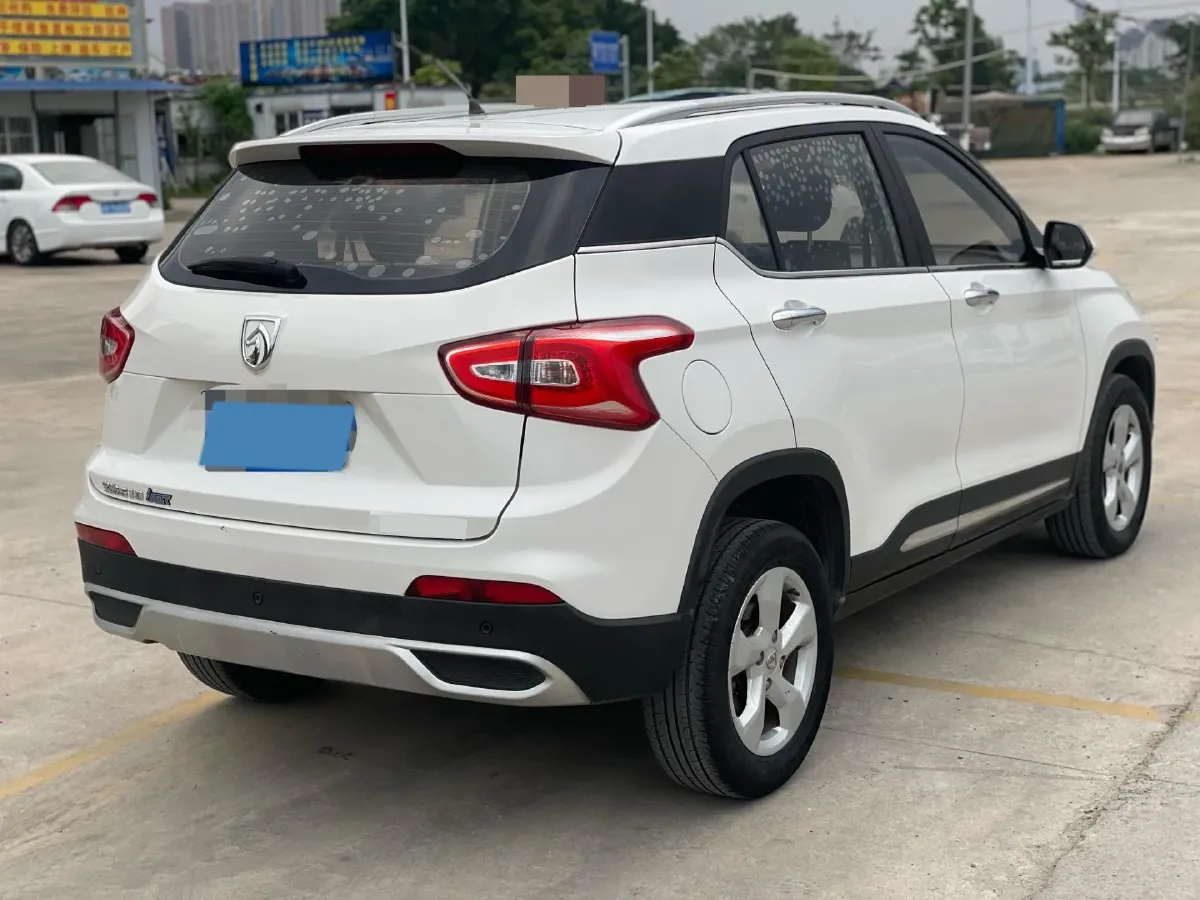 2017 BaoJun 510 1.5L 112HP L4 6MT,autocango,china used car exporter,china ev exporter,chinese used car exporter,chinese used ev exporter