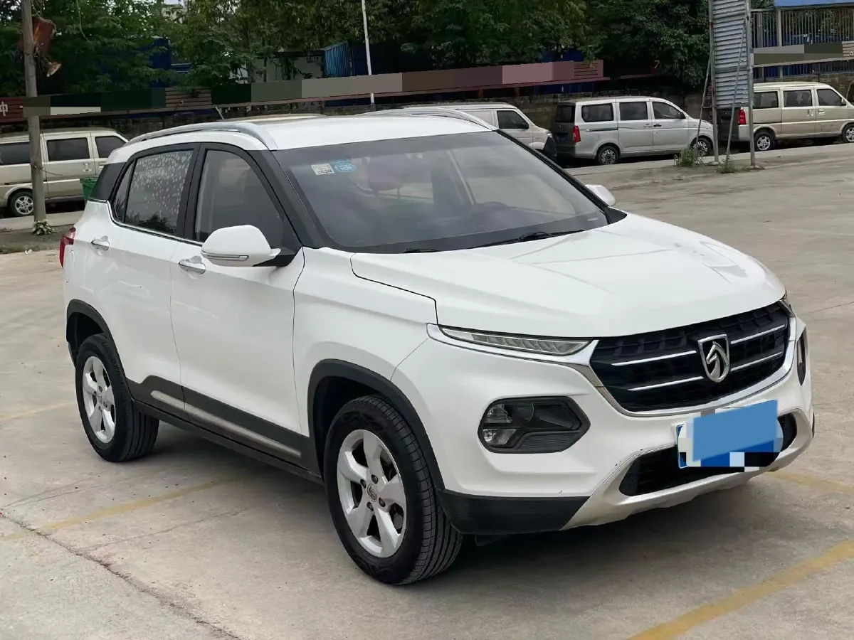 2017 BaoJun 510 1.5L 112HP L4 6MT,autocango,china used car exporter,china ev exporter,chinese used car exporter,chinese used ev exporter