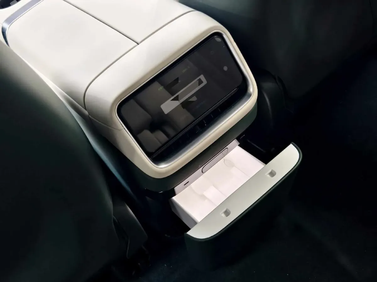 2025 MI YU7 BEV 96.3KWH,autocango,china used car exporter,china ev exporter,chinese used car exporter,chinese used ev exporter