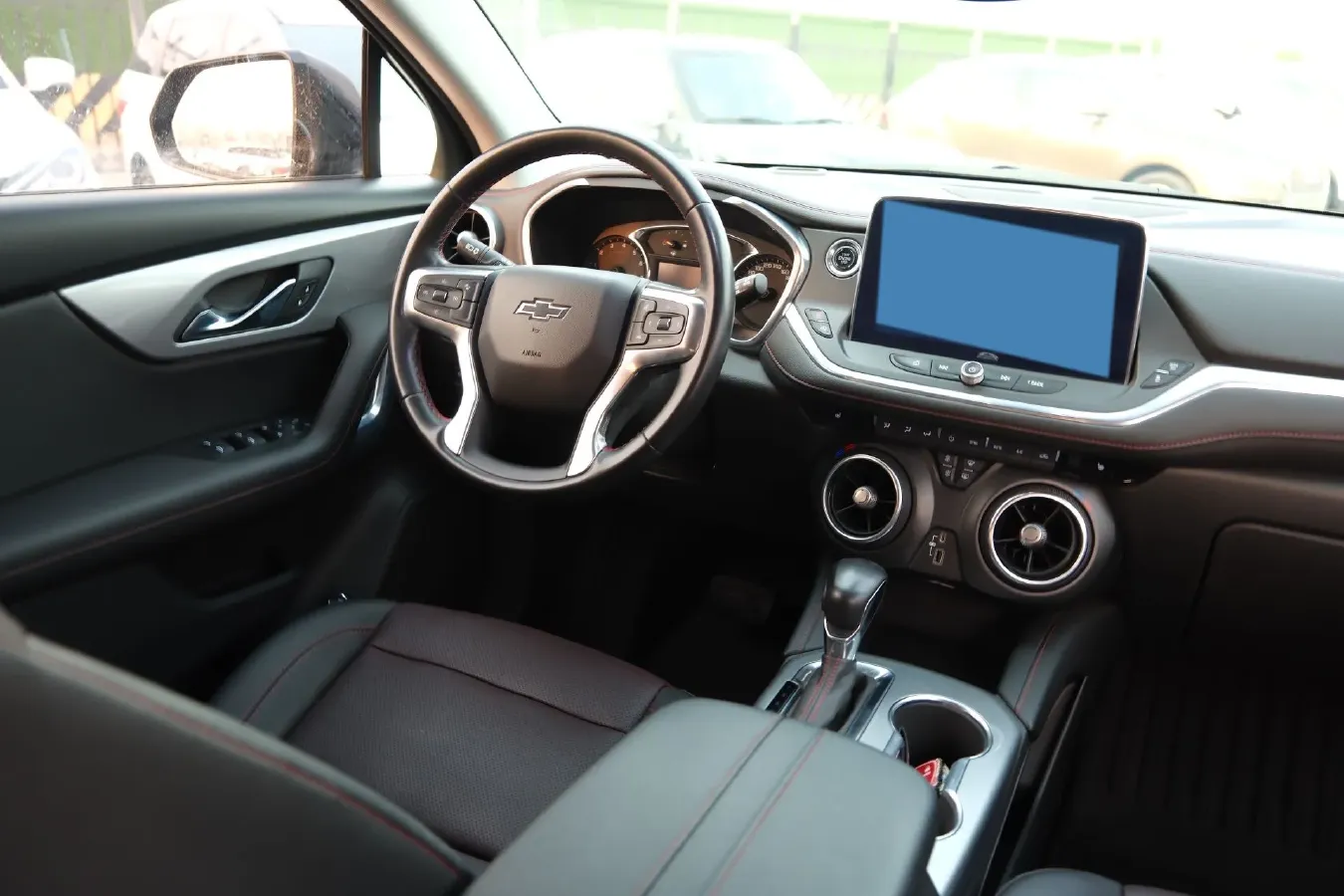 2020 Chevrolet Blazer 2.0T 237HP L4 9AT,autocango,china used car exporter,china ev exporter,chinese used car exporter,chinese used ev exporter