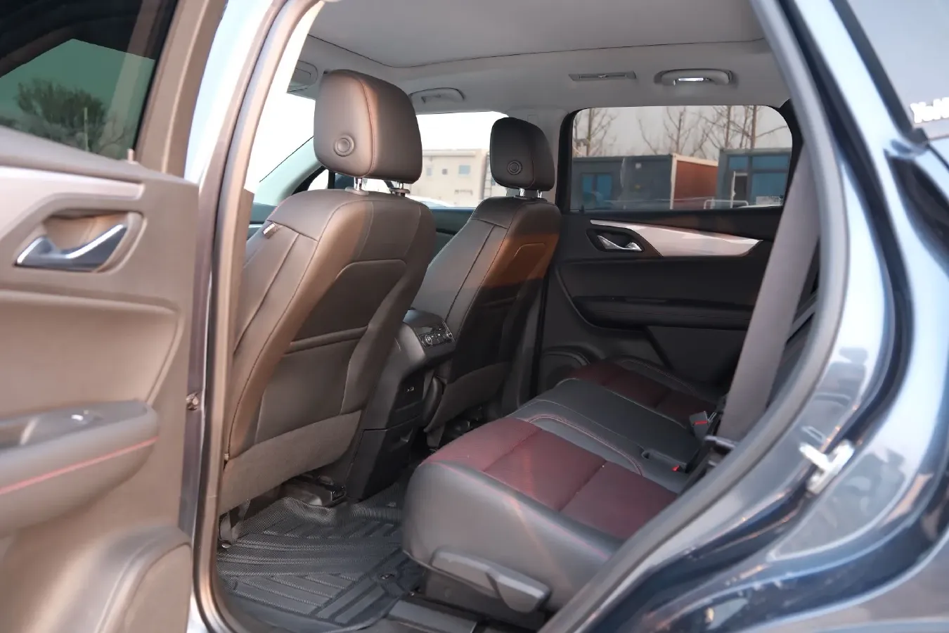 2020 Chevrolet Blazer 2.0T 237HP L4 9AT,autocango,china used car exporter,china ev exporter,chinese used car exporter,chinese used ev exporter