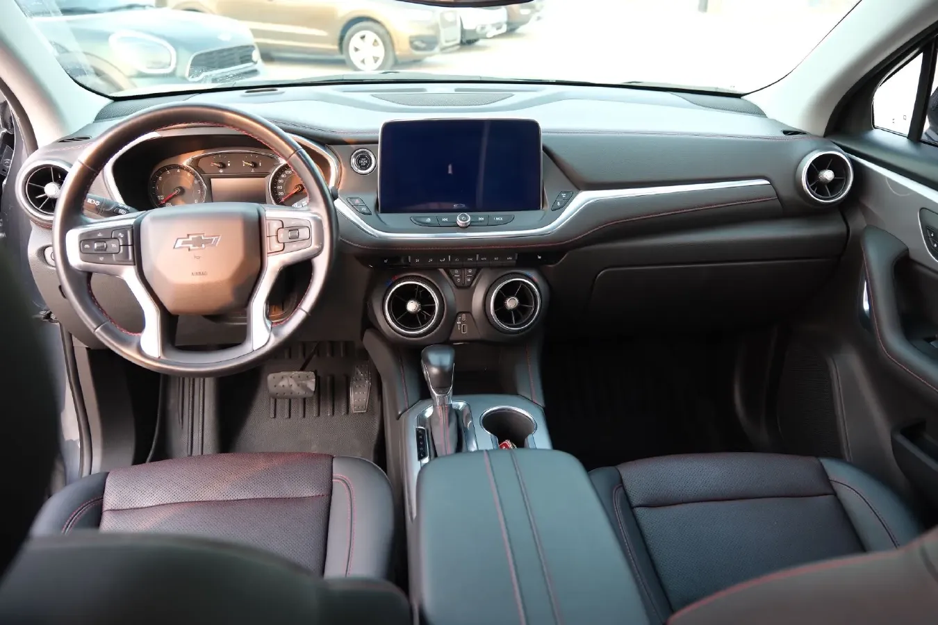 2020 Chevrolet Blazer 2.0T 237HP L4 9AT,autocango,china used car exporter,china ev exporter,chinese used car exporter,chinese used ev exporter