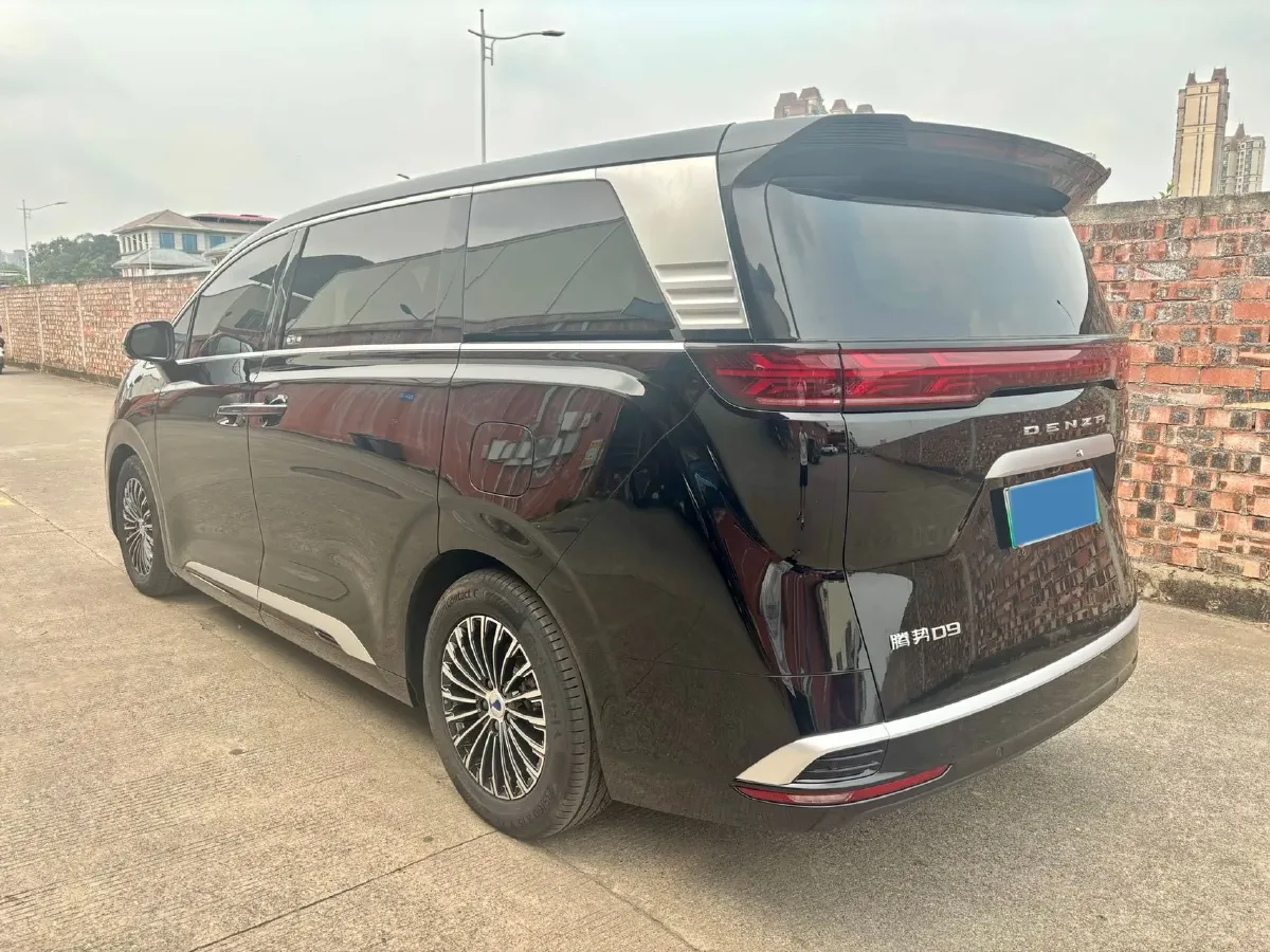 2024 Denza D9 1.5T 139HP L4 E-CVT PHEV 20.39KWH,autocango,china used car exporter,china ev exporter,chinese used car exporter,chinese used ev exporter