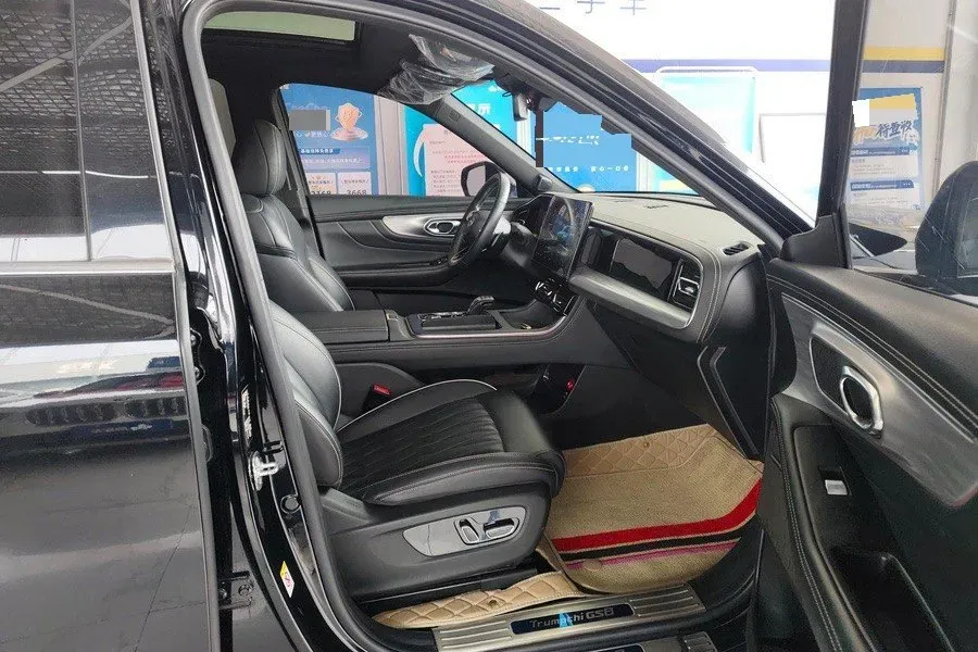 2022 GAC Trumpchi GS8 2.0T 252HP L4 8AT,autocango,china used car exporter,china ev exporter,chinese used car exporter,chinese used ev exporter