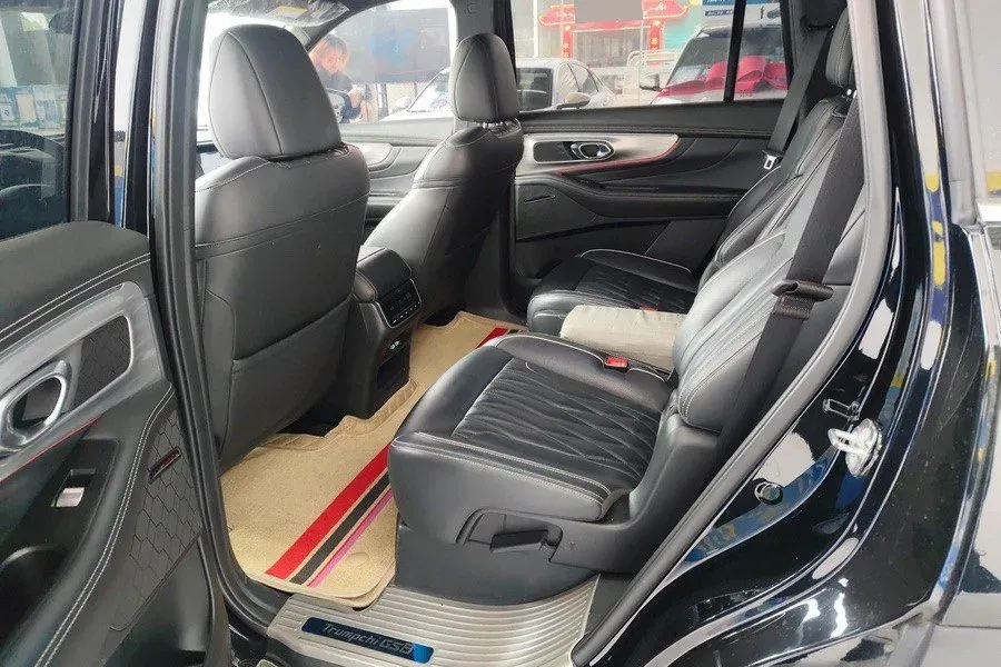 2022 GAC Trumpchi GS8 2.0T 252HP L4 8AT,autocango,china used car exporter,china ev exporter,chinese used car exporter,chinese used ev exporter