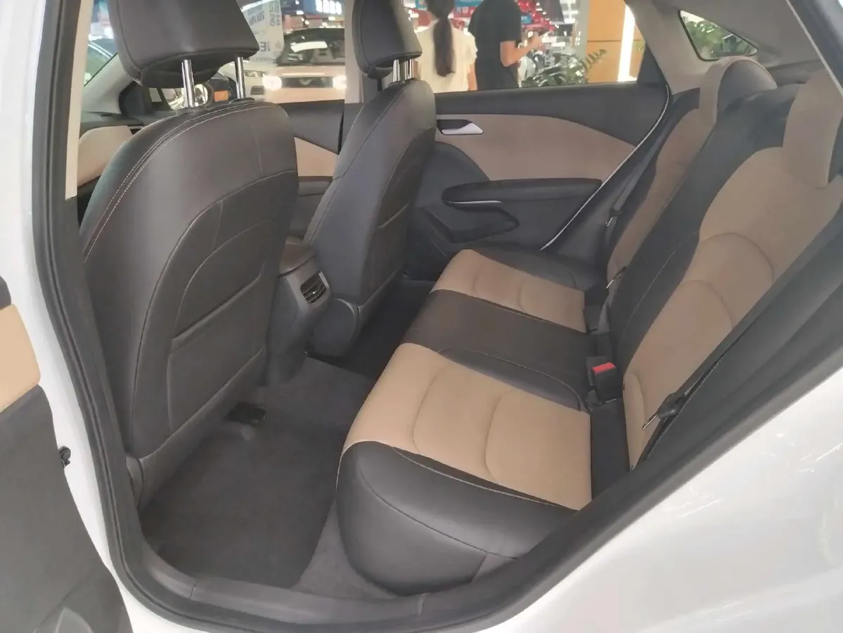 2021 Chevrolet Monza 1.5L 113HP L4 6AT,autocango,china used car exporter,china ev exporter,chinese used car exporter,chinese used ev exporter