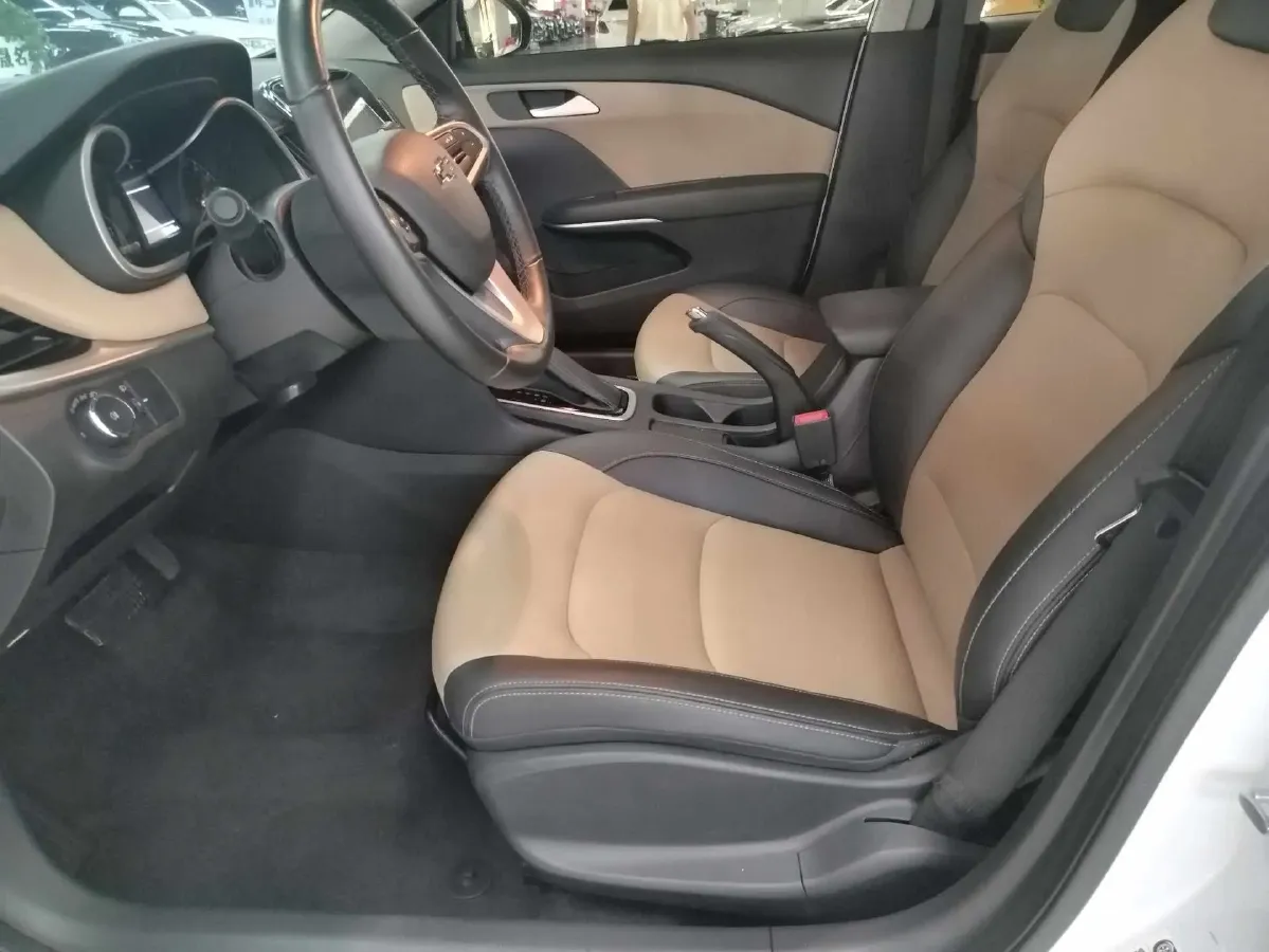 2021 Chevrolet Monza 1.5L 113HP L4 6AT,autocango,china used car exporter,china ev exporter,chinese used car exporter,chinese used ev exporter