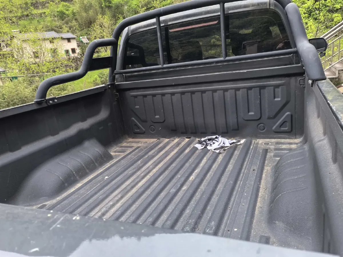 2023 BAW Calorie 2.0L 144HP L4 5MT,autocango,china used car exporter,china ev exporter,chinese used car exporter,chinese used ev exporter