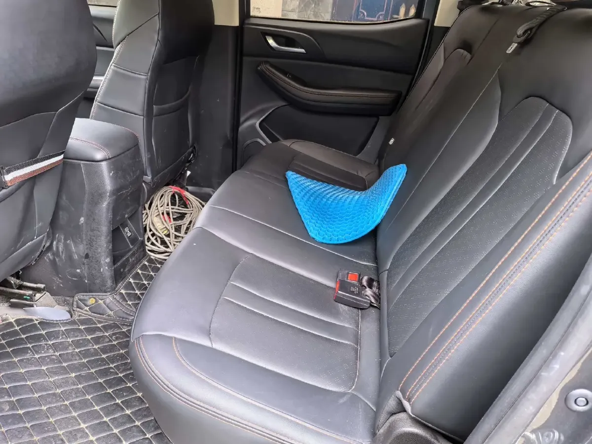 2023 BAW Calorie 2.0L 144HP L4 5MT,autocango,china used car exporter,china ev exporter,chinese used car exporter,chinese used ev exporter