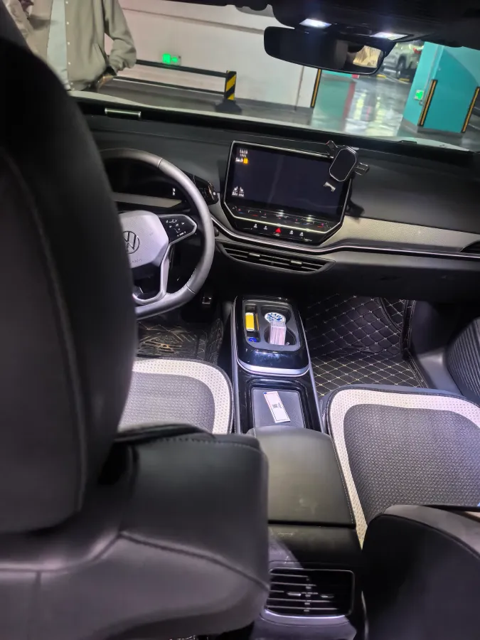 2022 Neta S Range Extended 231HP REEV 43.51KWH,autocango,china used car exporter,china ev exporter,chinese used car exporter,chinese used ev exporter