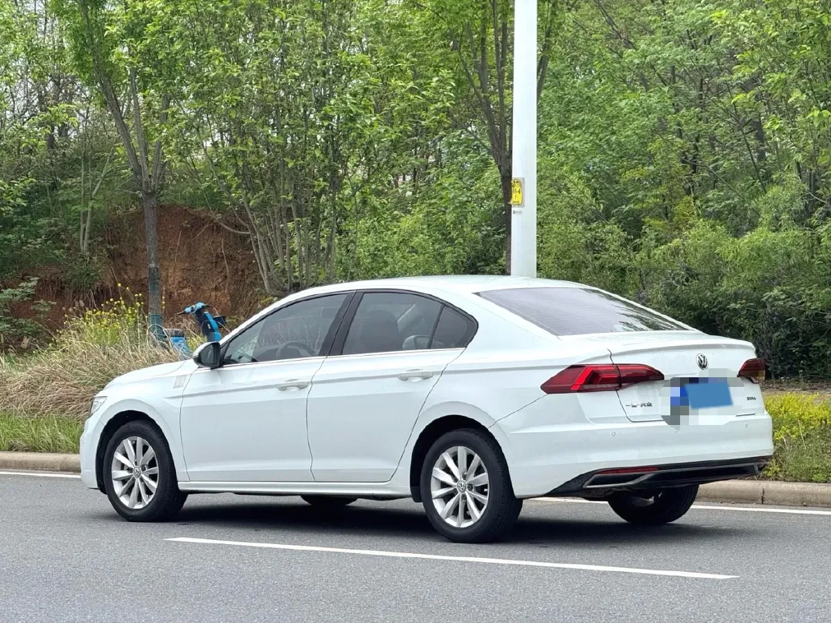 2019 Dongfeng RuiQi 6 2.4L 158HP L4 5MT,autocango,china used car exporter,china ev exporter,chinese used car exporter,chinese used ev exporter