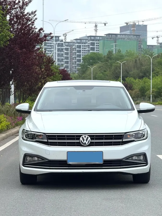 2019 Dongfeng RuiQi 6 2.4L 158HP L4 5MT,autocango,china used car exporter,china ev exporter,chinese used car exporter,chinese used ev exporter