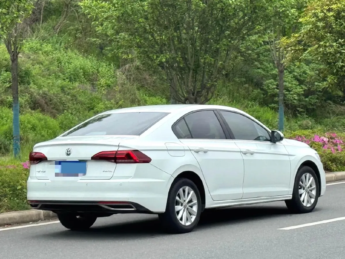2019 Dongfeng RuiQi 6 2.4L 158HP L4 5MT,autocango,china used car exporter,china ev exporter,chinese used car exporter,chinese used ev exporter